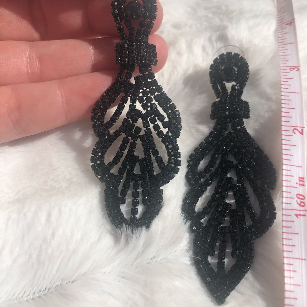 Black jeweled 3 inch drop earrings classic style - Picture 6 of 8